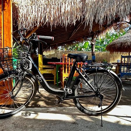 Gili Land Hotell Gili Air Exteriör bild
